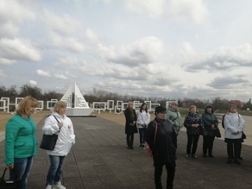 IMG-2de75175b0afb5d5bceff0a10bf4359a-V.jpg